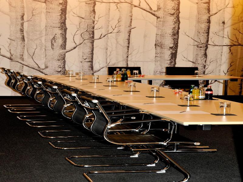 Centrale Hotel Und Restaurant - Toplantı