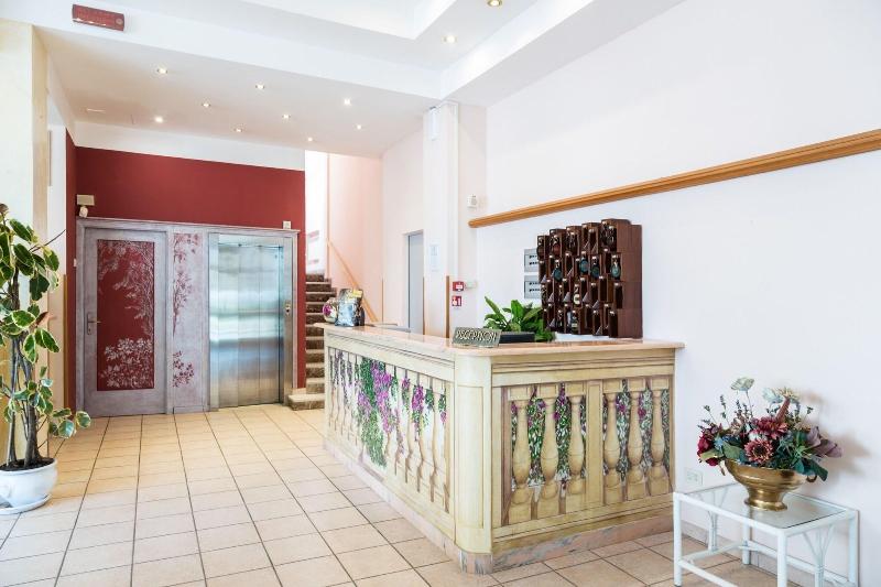 Hotel Ambasciatori - Lobi