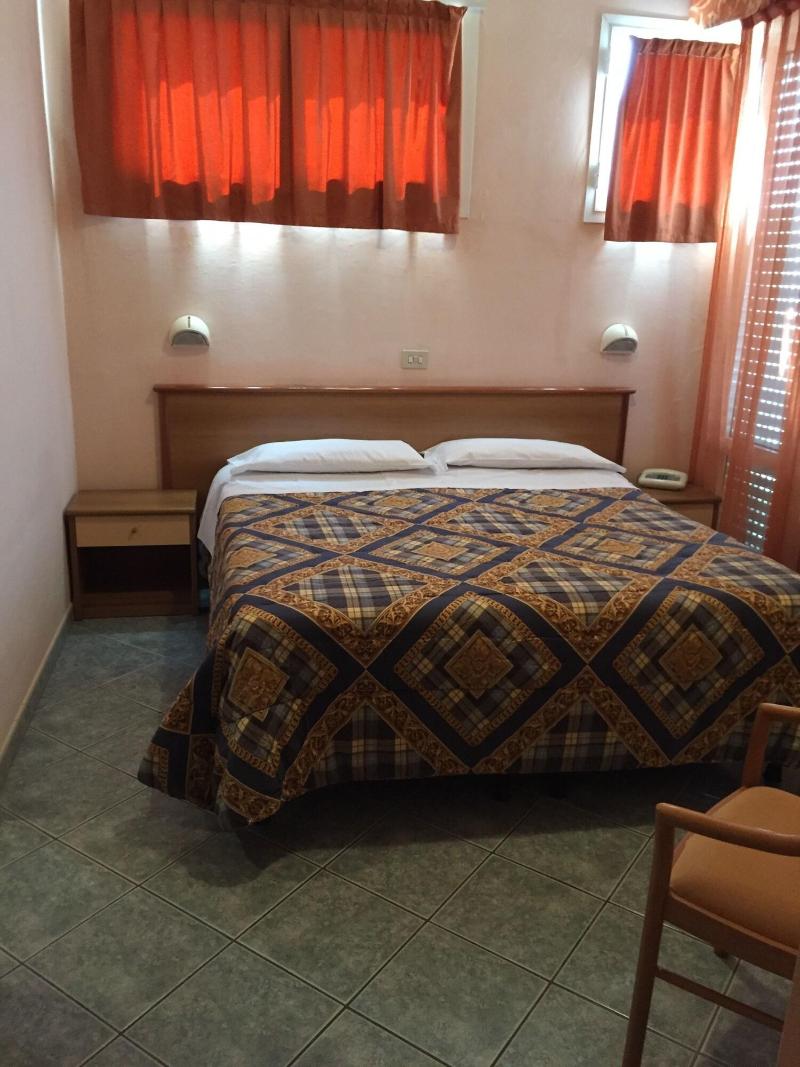 Hotel Ambasciatori - Oda