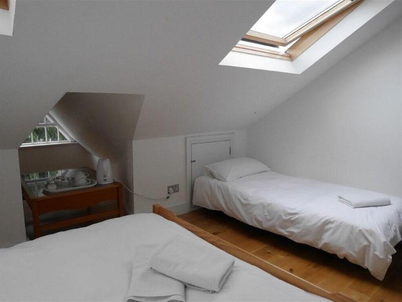 Kew Rooms - Oda