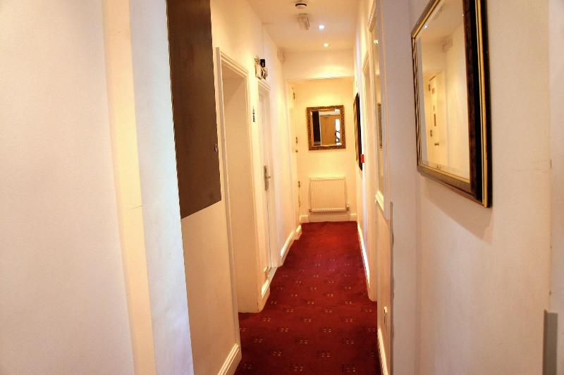 Plaza London Hotel - Lobi