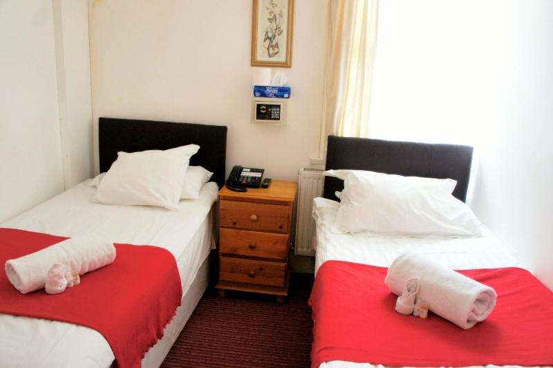 Plaza London Hotel - Oda