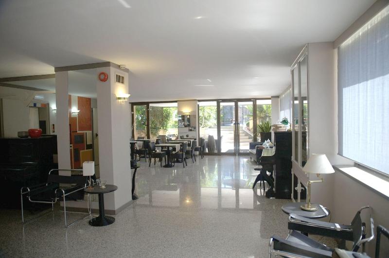 Hotel Desiderio - Lobi