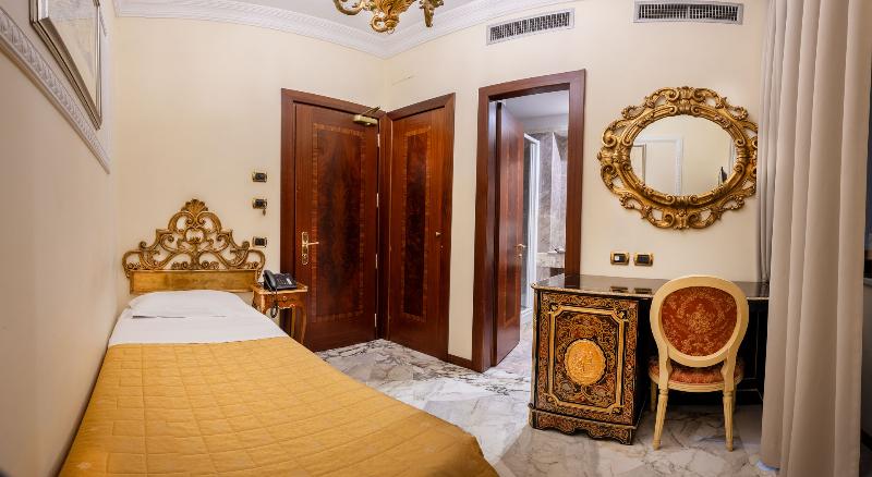 Des Epoques Hotel - Oda