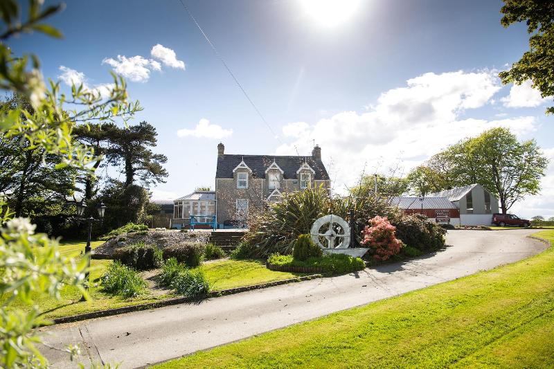 Groarty House & Manor B&B - Genel