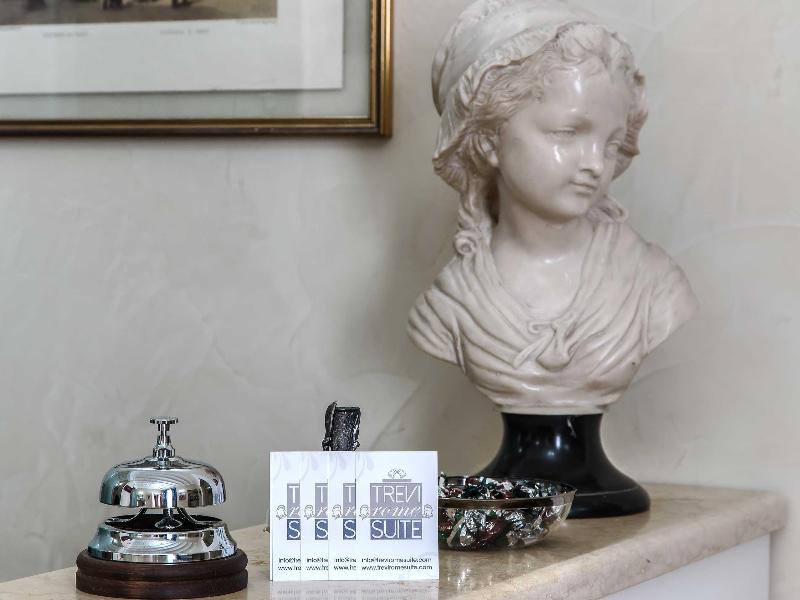 Trevi Rome Suite - Lobi