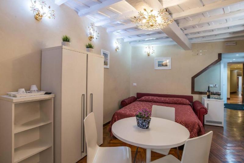 Trevi Rome Suite - Oda