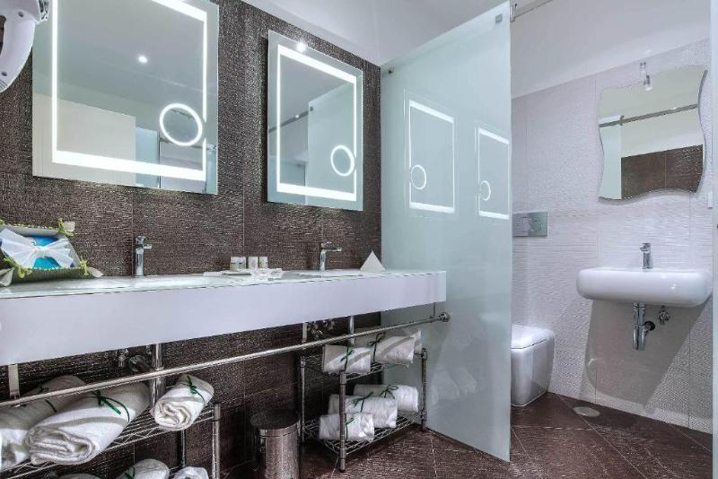 Trevi Rome Suite - Oda