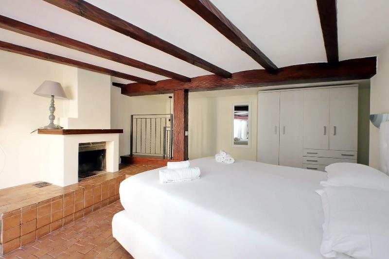 Trevi Rome Suite - Oda