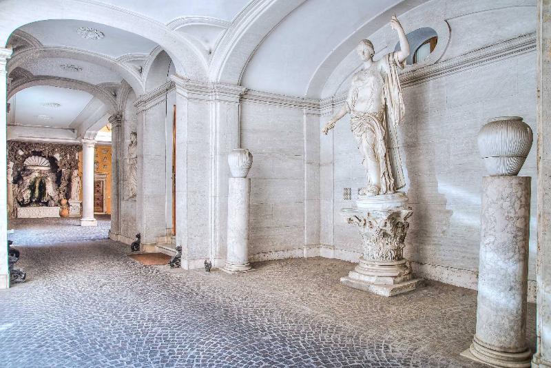 Trevi Rome Suite - Oda