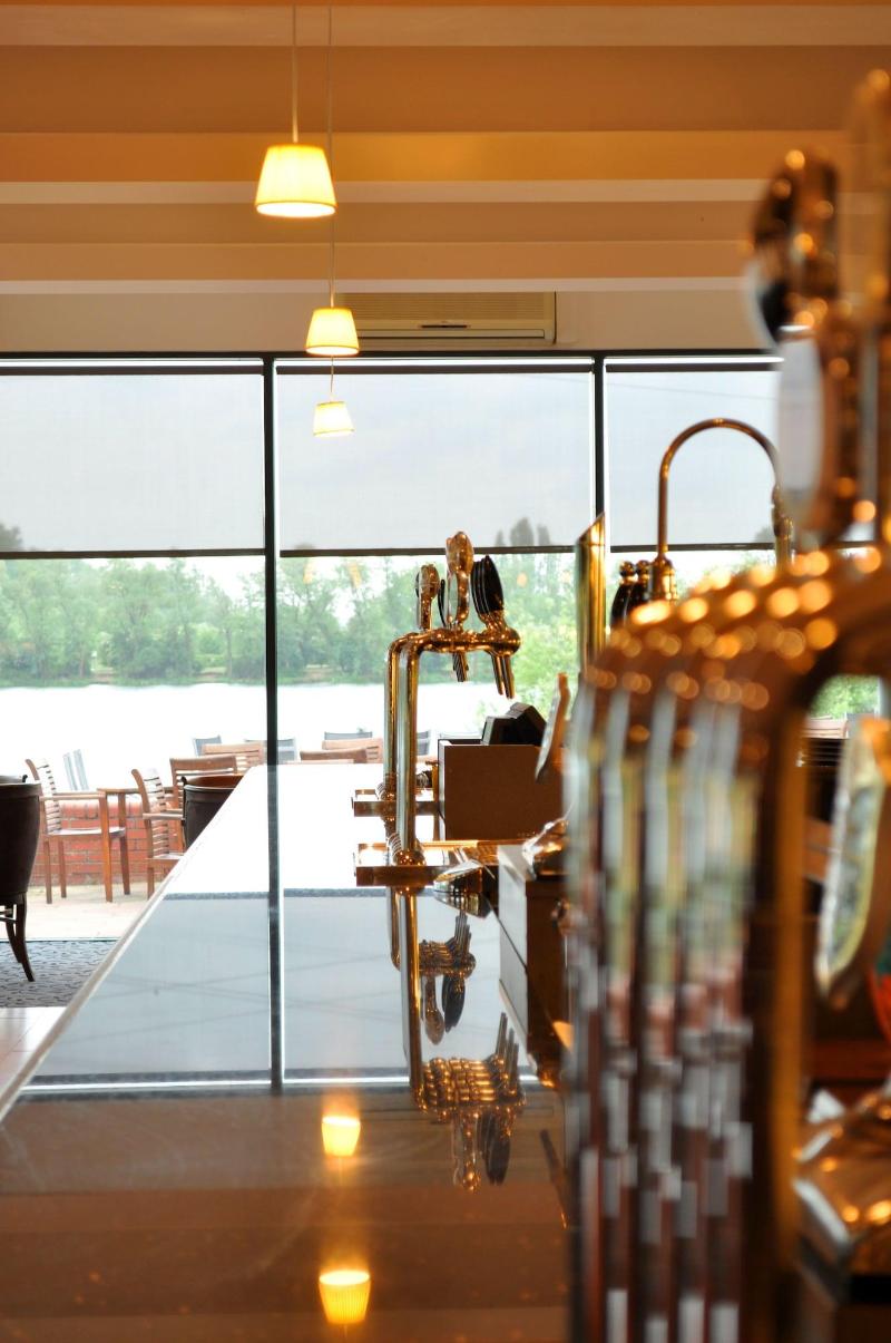 The Waterfront Hotel Spa & Golf - Bar