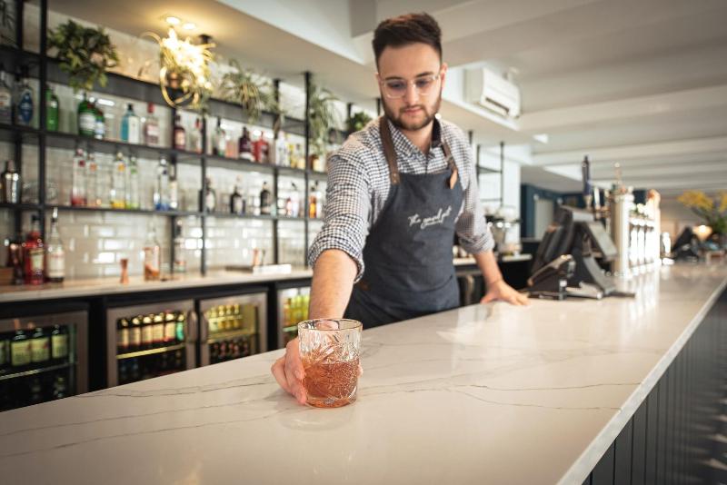 The Waterfront Hotel Spa & Golf - Bar