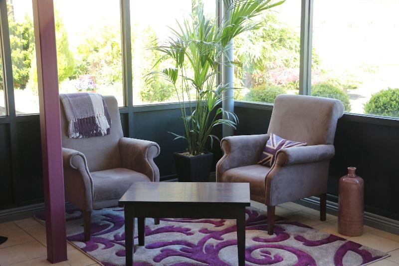 The Waterfront Hotel Spa & Golf - Lobi