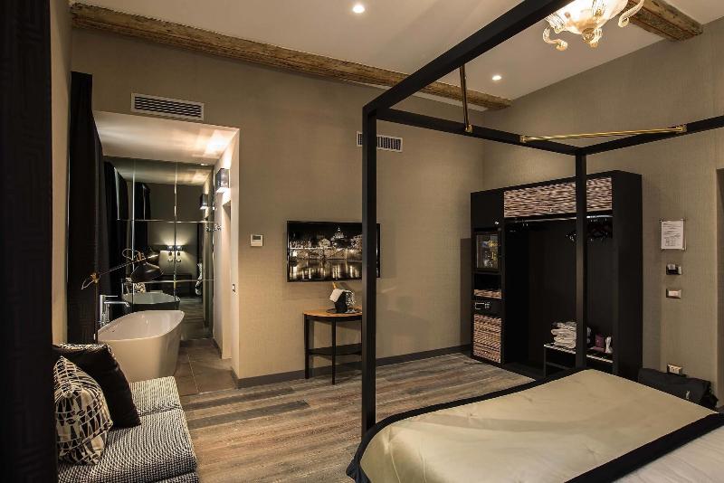 Colonna Suite Del Corso - Oda