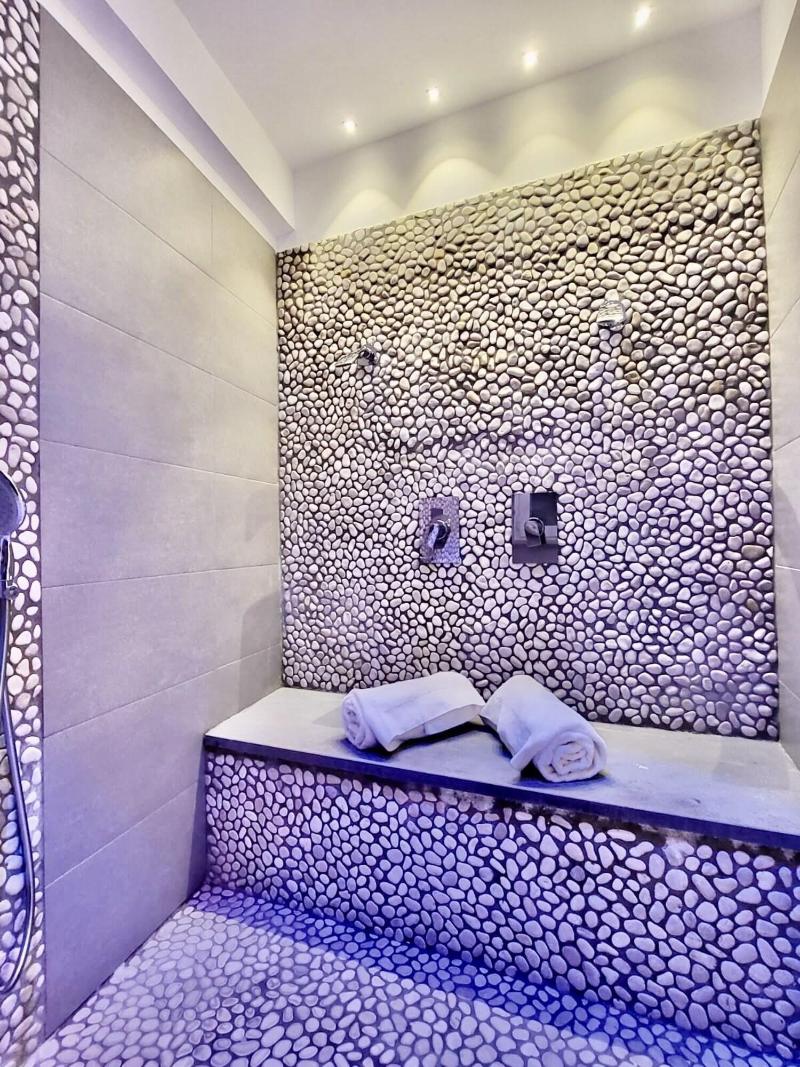 Harry's Bar Trevi Hotel & Restaurant - Oda