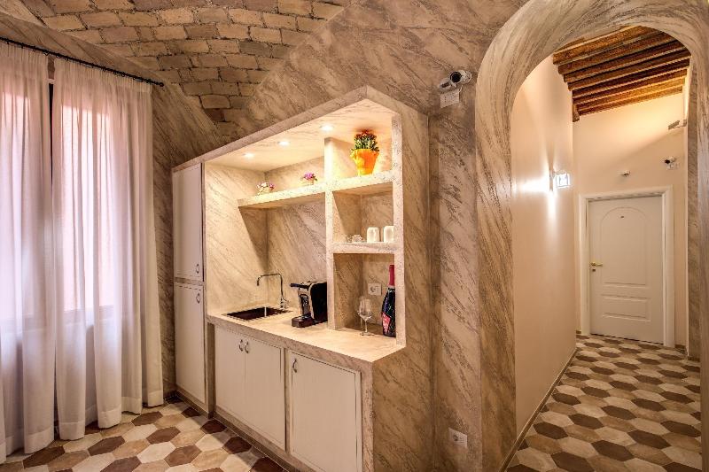 Colosseo Accomodation Room Guest House - Lobi