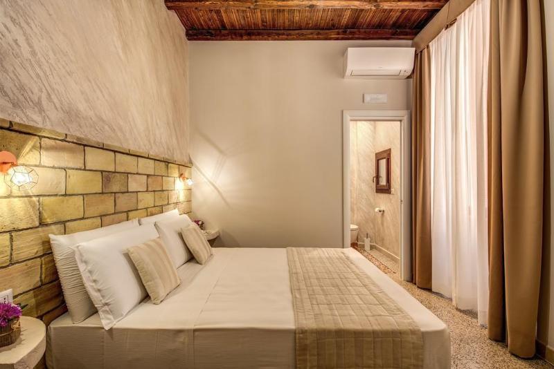 Colosseo Accomodation Room Guest House - Oda