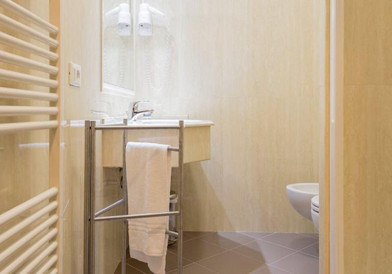Hotel Cremona - Oda