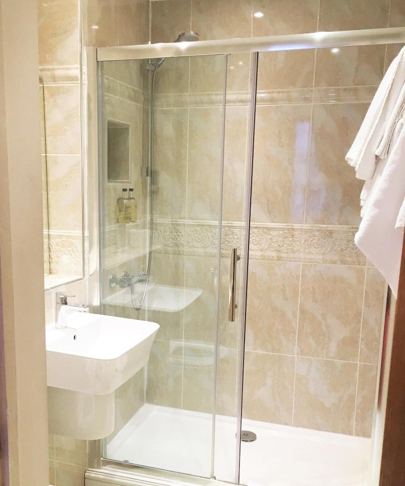 Hyde Park Radnor Hotel - Oda