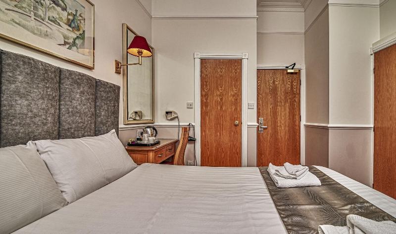 Hyde Park Radnor Hotel - Oda