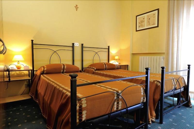 Hotel Trasimeno - Oda