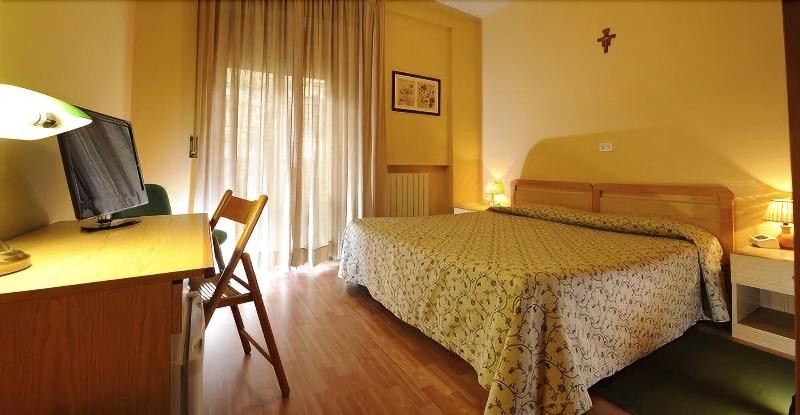 Hotel Trasimeno - Oda