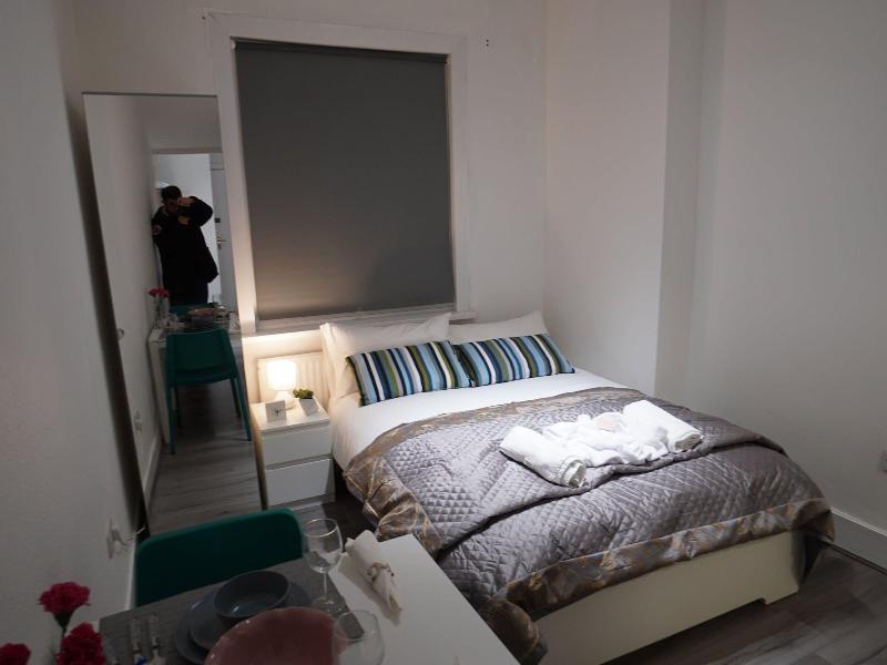 London Queens Apartments - Oda