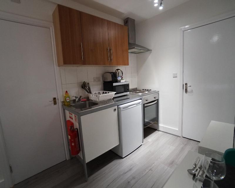 London Queens Apartments - Oda