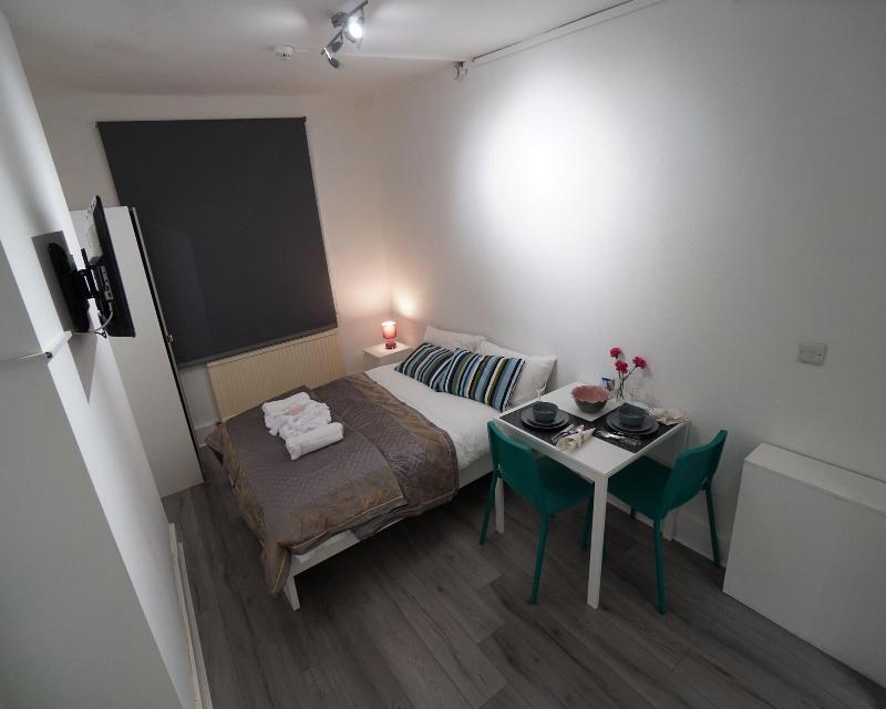 London Queens Apartments - Oda