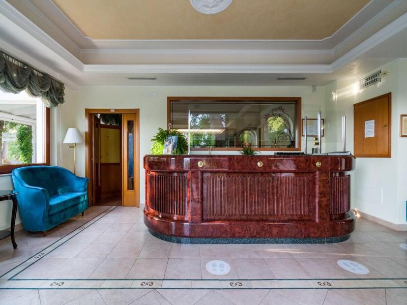 Park Hotel Villa Maria - Lobi