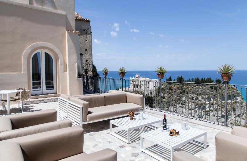 La Dolce Vita a Tropea - Lobi
