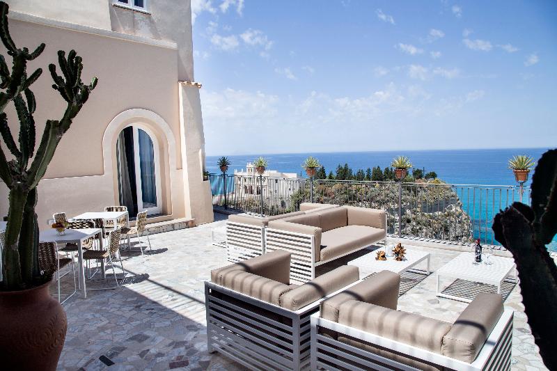 La Dolce Vita a Tropea - Genel