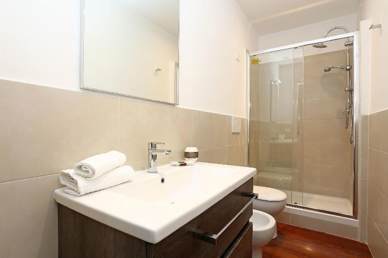 Avignonesi Suites - Daplace Collection - Oda
