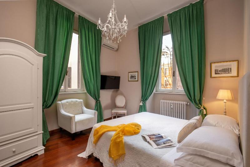 Avignonesi Suites - Daplace Collection - Oda
