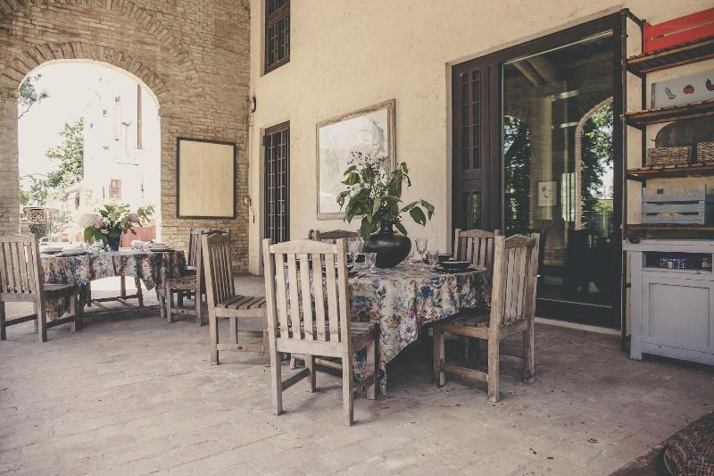 La Luna Nel Pozzo - Restoran
