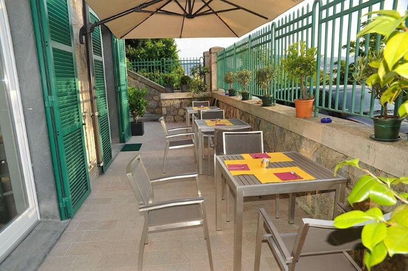 B&B Via delle 5 Terre - Restoran