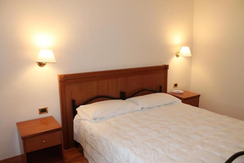Hotel Santa Lucia - Oda