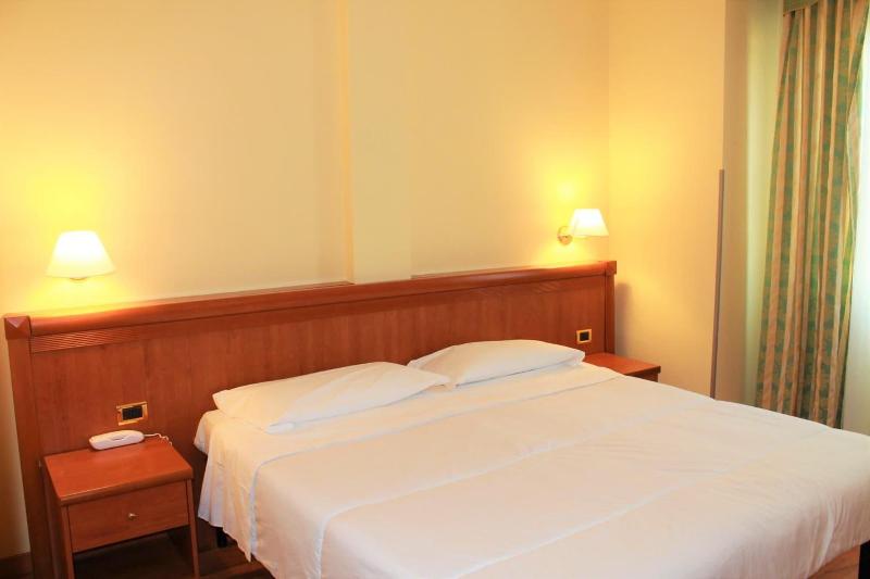 Hotel Santa Lucia - Oda