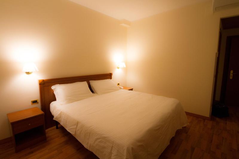 Hotel Santa Lucia - Oda