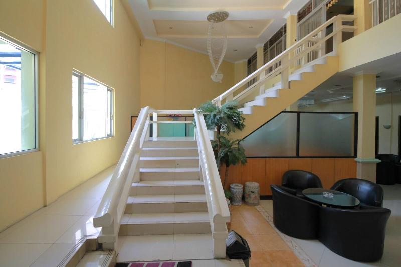 Mariani International Hotel - Lobi