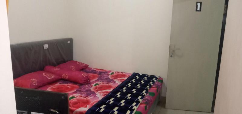 Puri Made 2 Homestay - Oda