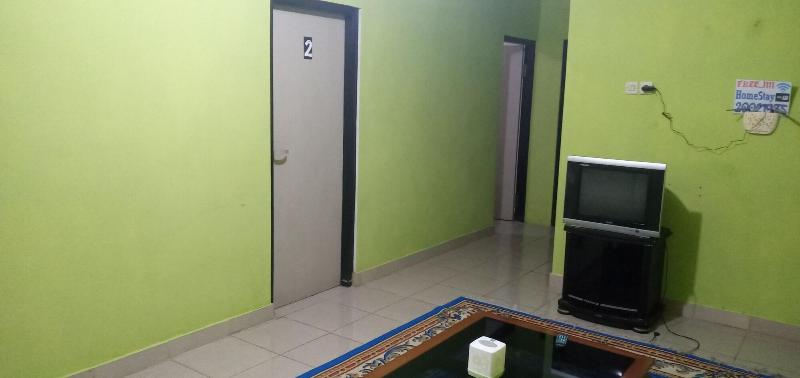 Puri Made 2 Homestay - Oda