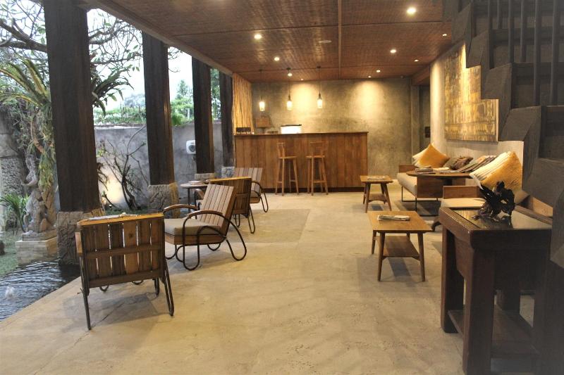Purana Suite Ubud - Bar