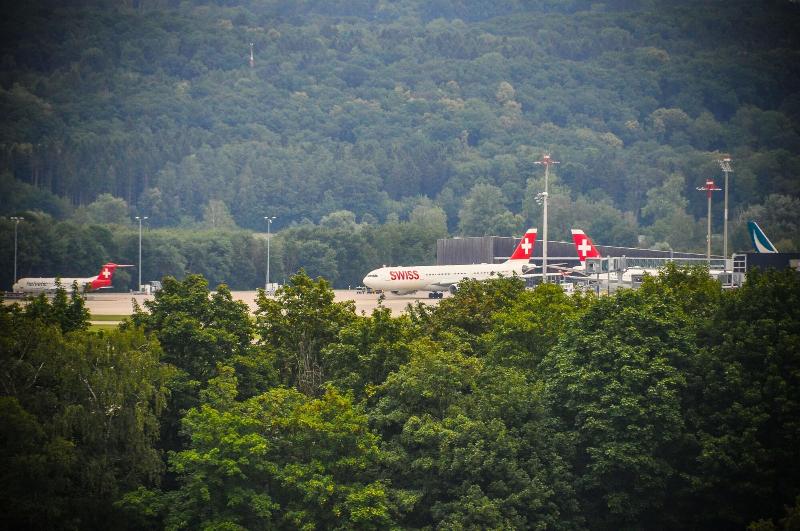 Jet Hotel Zurich Airport - Genel