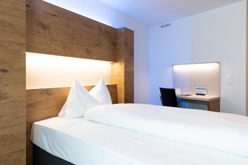 Jet Hotel Zurich Airport - Oda