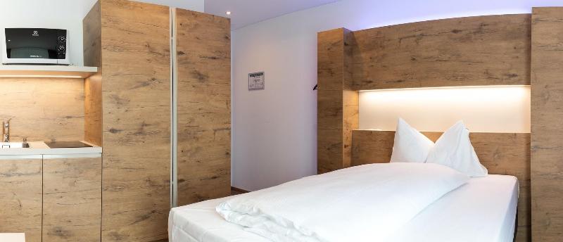 Jet Hotel Zurich Airport - Oda