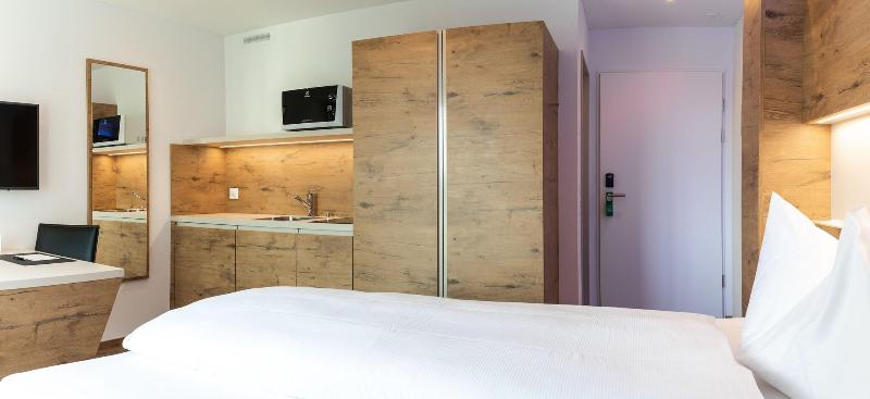 Jet Hotel Zurich Airport - Oda
