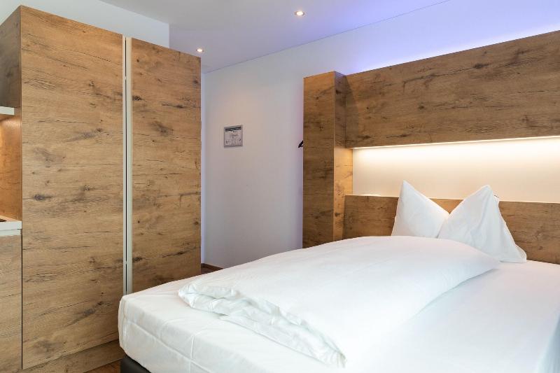 Jet Hotel Zurich Airport - Oda