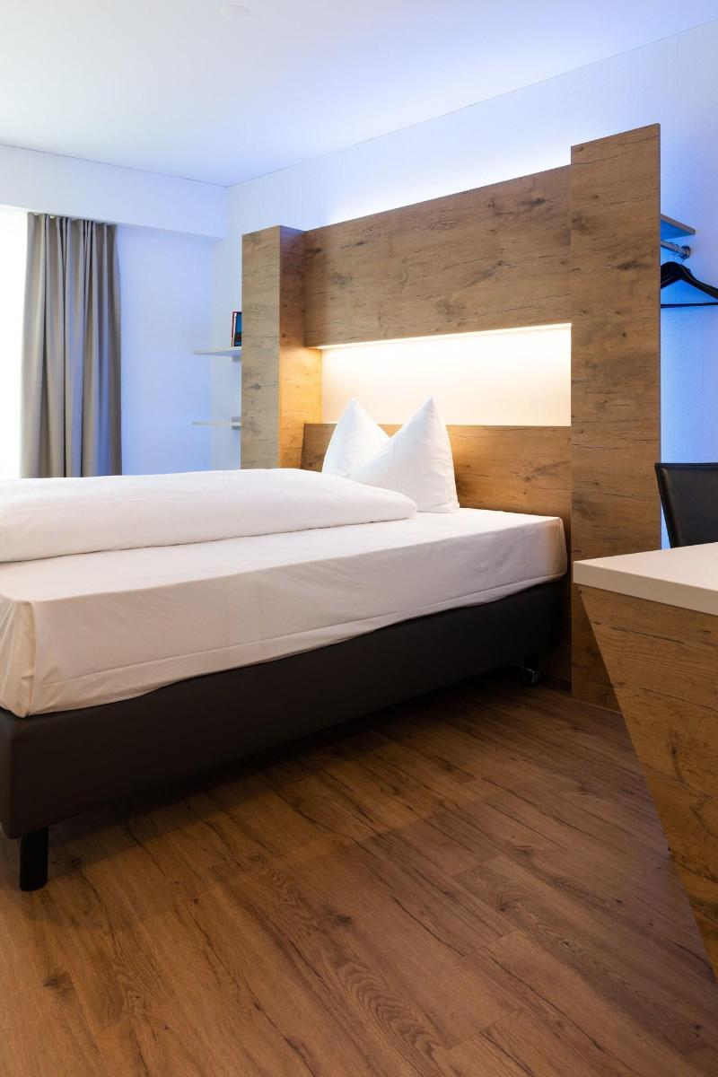 Jet Hotel Zurich Airport - Oda