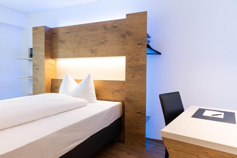Jet Hotel Zurich Airport - Oda